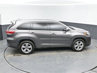 2017 Toyota Highlander Limited