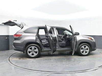 2017 Toyota Highlander Limited