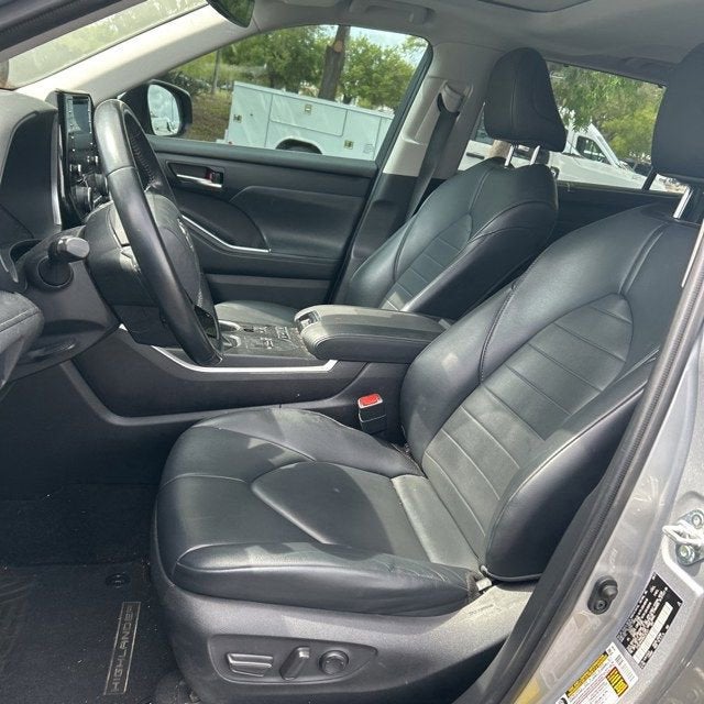 2021 Toyota Highlander XLE