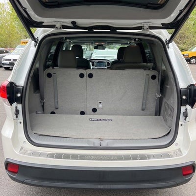2019 Toyota Highlander SE