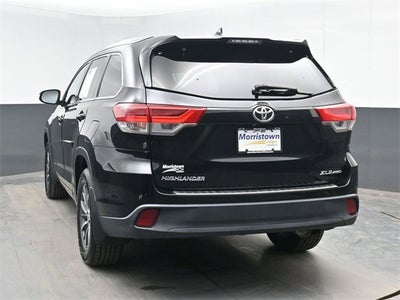 2018 Toyota Highlander SE