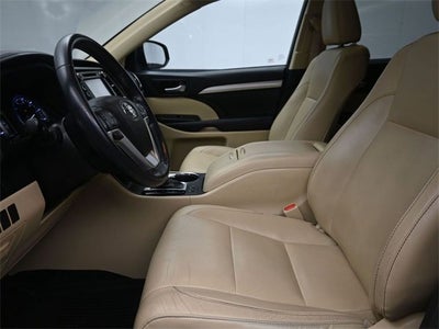 2018 Toyota Highlander SE