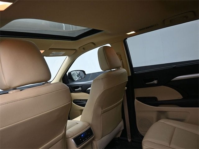 2018 Toyota Highlander SE