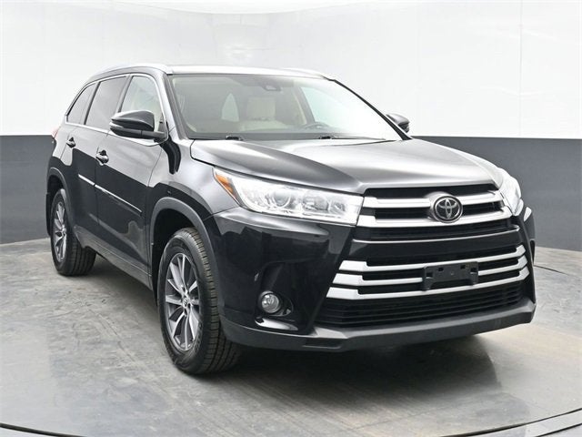2018 Toyota Highlander SE