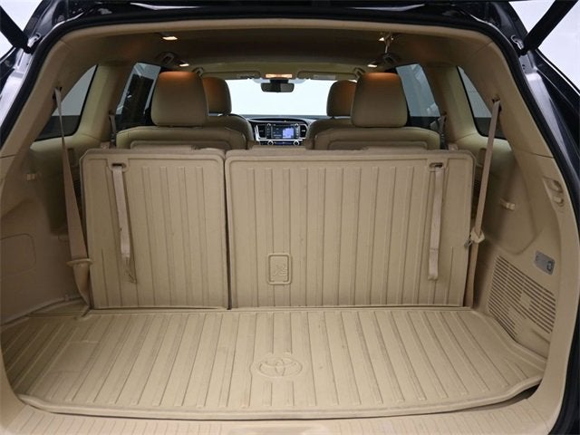 2018 Toyota Highlander SE