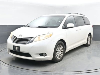 2012 Toyota Sienna XLE AAS