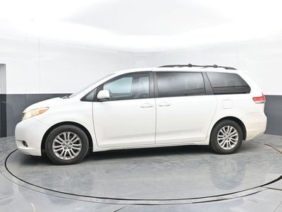 2012 Toyota Sienna XLE AAS