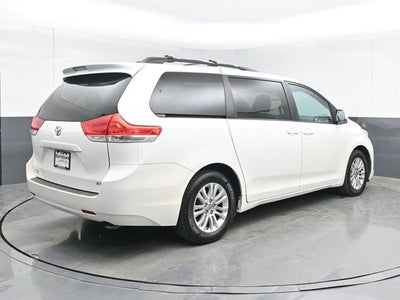 2012 Toyota Sienna XLE AAS