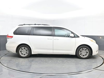 2012 Toyota Sienna XLE AAS