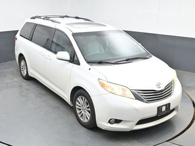 2012 Toyota Sienna XLE AAS