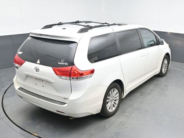 2012 Toyota Sienna XLE AAS