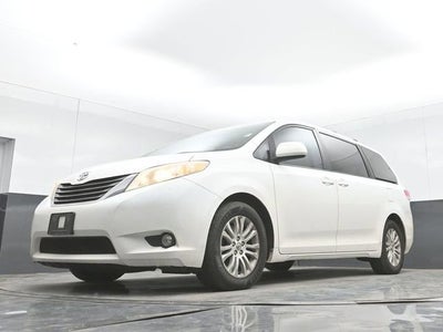2012 Toyota Sienna XLE AAS