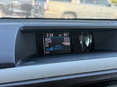 2013 Toyota Sienna XLE V6 8 Passenger