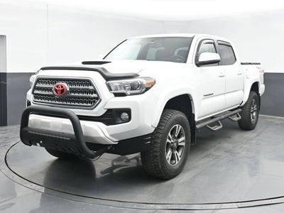 2016 Toyota Tacoma SR