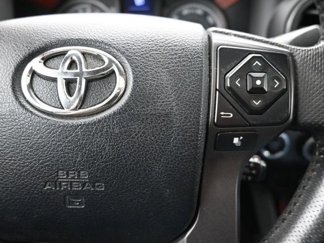 2016 Toyota Tacoma SR