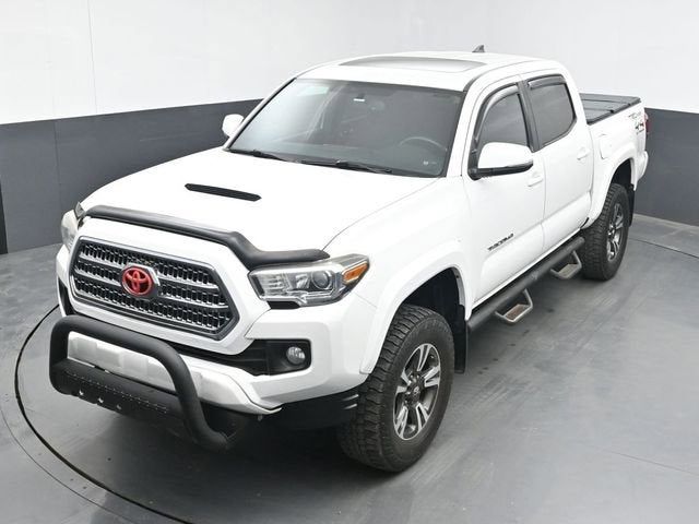2016 Toyota Tacoma SR