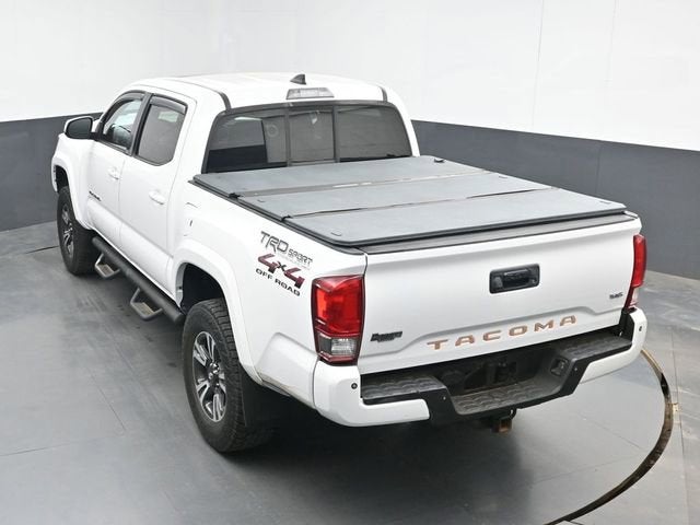 2016 Toyota Tacoma SR