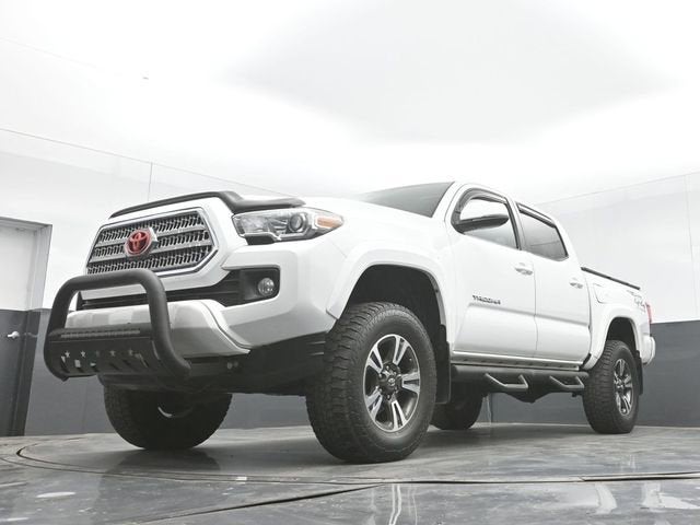 2016 Toyota Tacoma SR