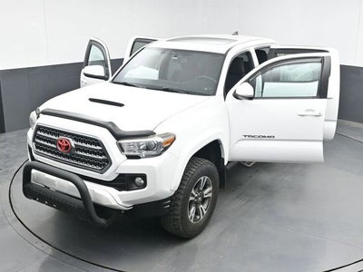 2016 Toyota Tacoma SR