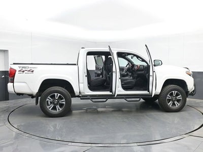 2016 Toyota Tacoma SR