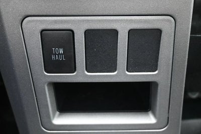 2013 Toyota Tundra Grade 5.7L V8
