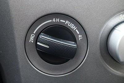 2013 Toyota Tundra Grade 5.7L V8