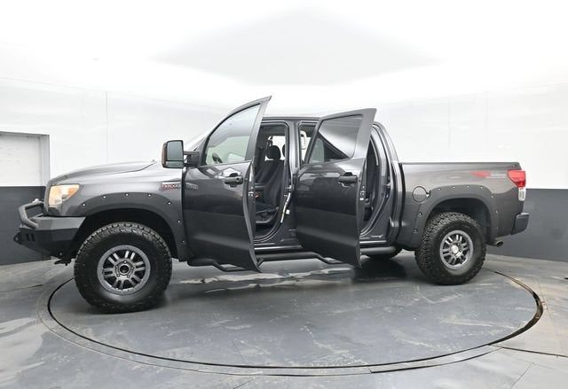 2013 Toyota Tundra Grade 5.7L V8