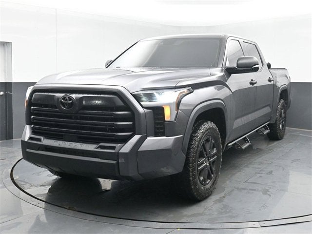2022 Toyota Tundra 4WD SR5