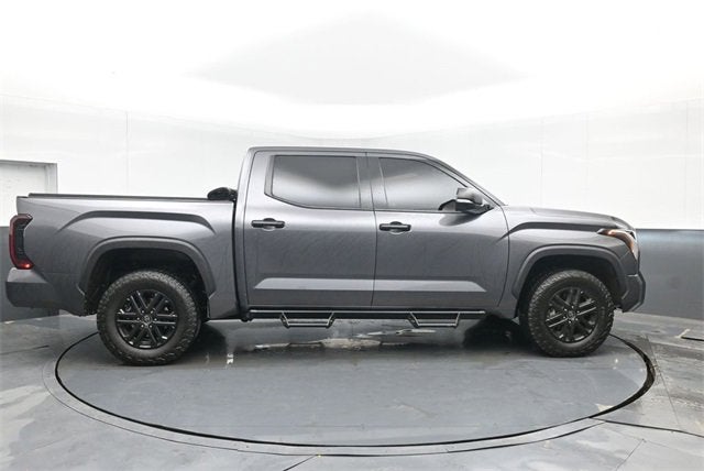 2022 Toyota Tundra 4WD SR5