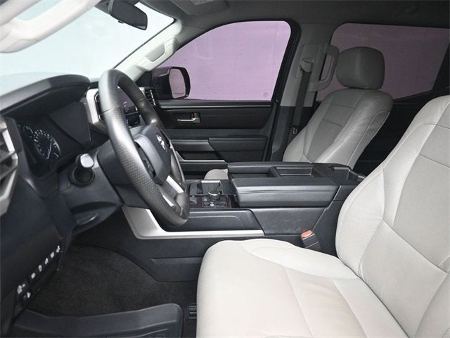 2022 Toyota Tundra 4WD SR5