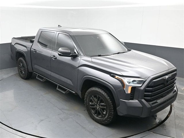 2022 Toyota Tundra 4WD SR5