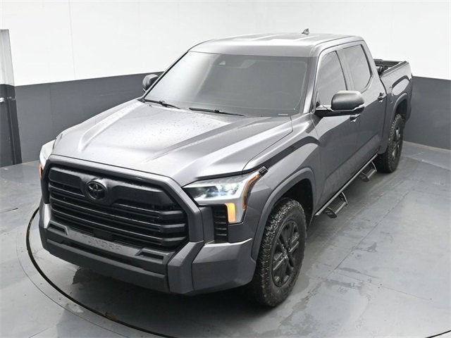 2022 Toyota Tundra 4WD SR5