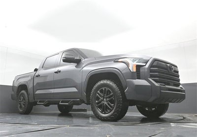 2022 Toyota Tundra 4WD SR5