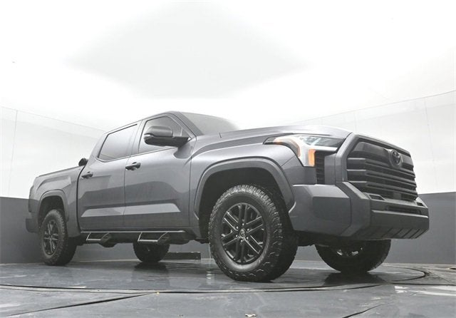2022 Toyota Tundra 4WD SR5