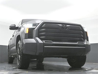 2022 Toyota Tundra 4WD SR5