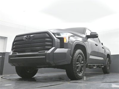 2022 Toyota Tundra 4WD SR5