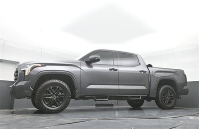 2022 Toyota Tundra 4WD SR5