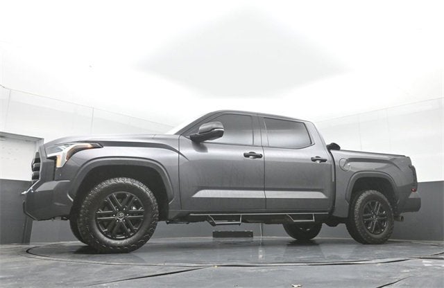 2022 Toyota Tundra 4WD SR5