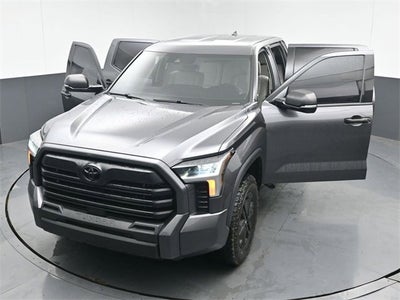 2022 Toyota Tundra 4WD SR5
