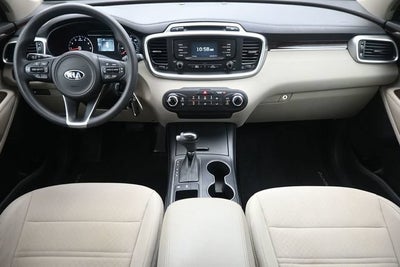 2017 Kia Sorento 2.4L LX
