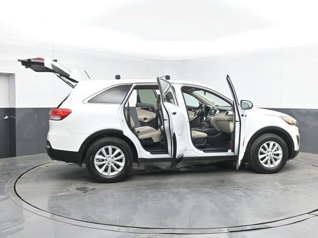 2017 Kia Sorento 2.4L LX