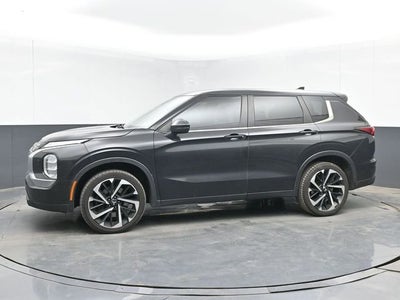 2022 Mitsubishi Outlander ES