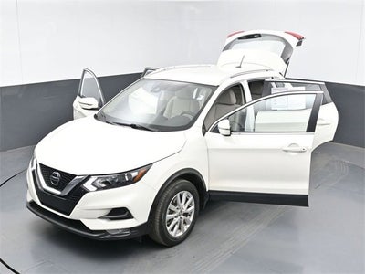 2021 Nissan Rogue Sport SV