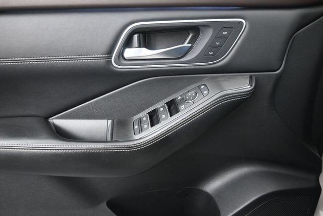 2023 Nissan Rogue Platinum Intelligent AWD