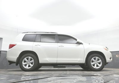 2010 Toyota Highlander Base
