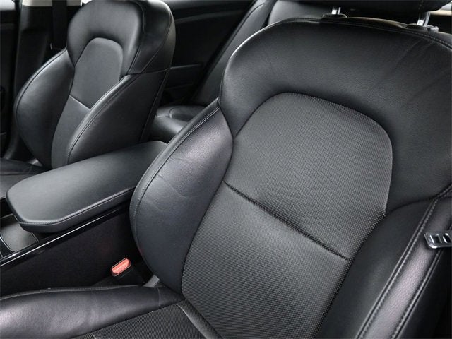 2019 Kia Stinger Base