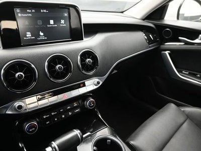 2019 Kia Stinger Base