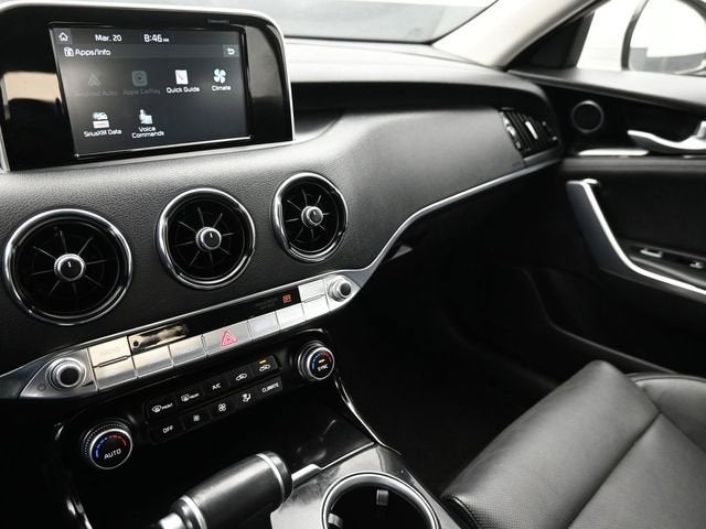 2019 Kia Stinger Base