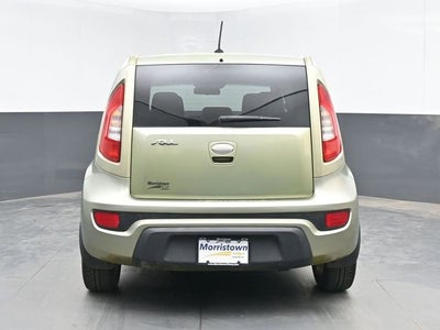 2013 Kia Soul Base