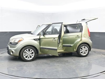 2013 Kia Soul Base